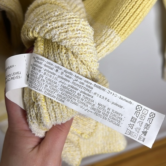 ZARA Butter Yellow & White Striped Long Sleeve Oversized Crew Neck Sweater - Picture 10 of 11